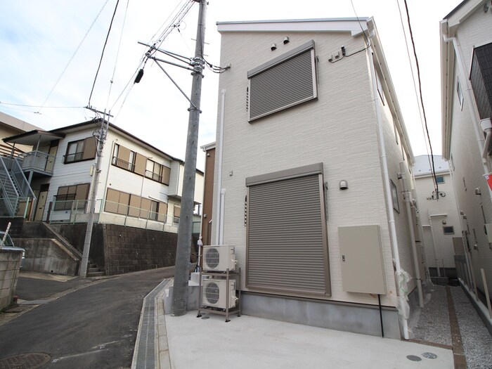 トミーハウス片倉の物件外観写真