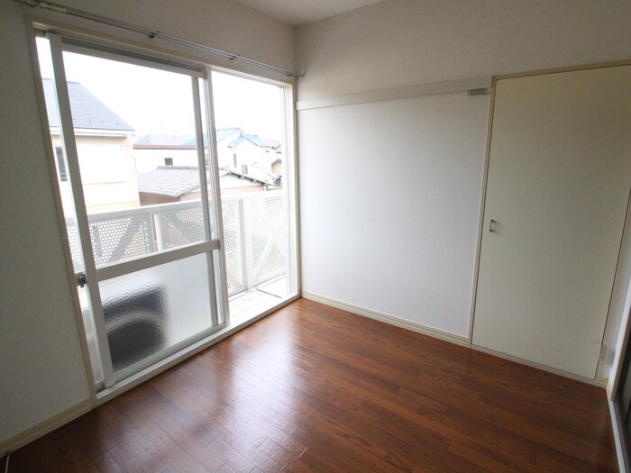 ライフコア萩Ａの物件内観写真