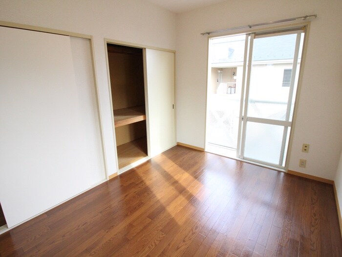 ライフコア萩Ａの物件内観写真