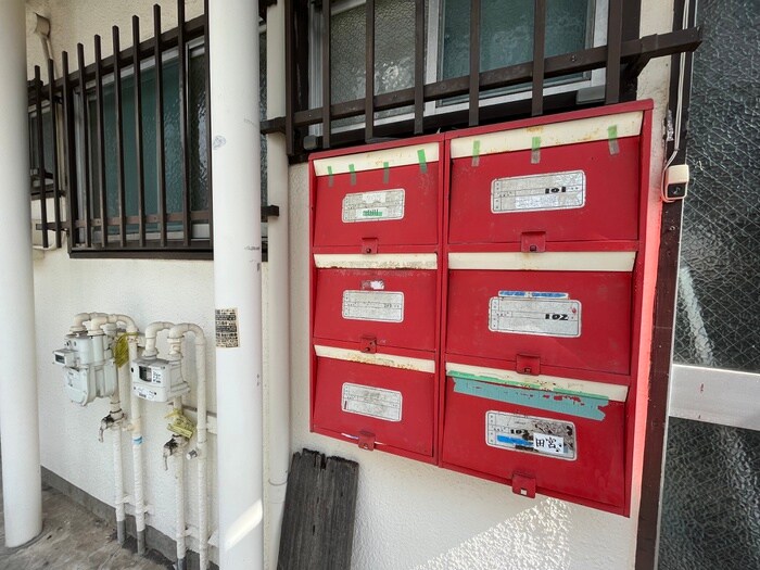 山百合荘の物件外観写真