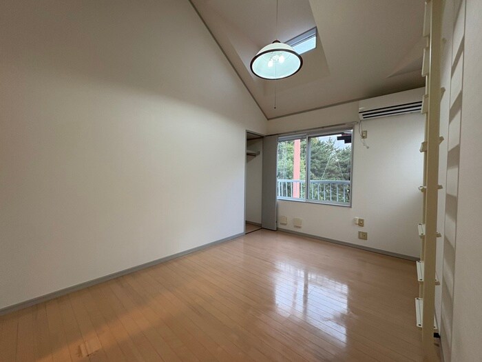 ロッシェル北里Ⅱの物件内観写真