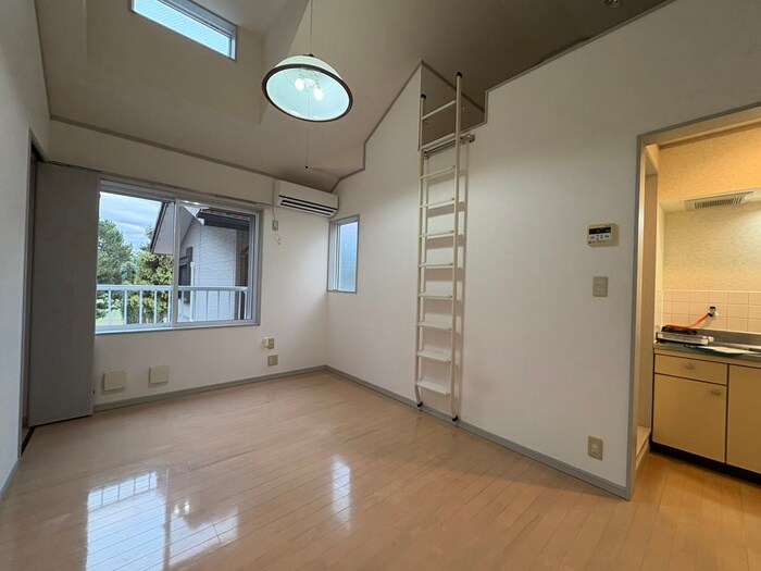 ロッシェル北里Ⅱの物件内観写真