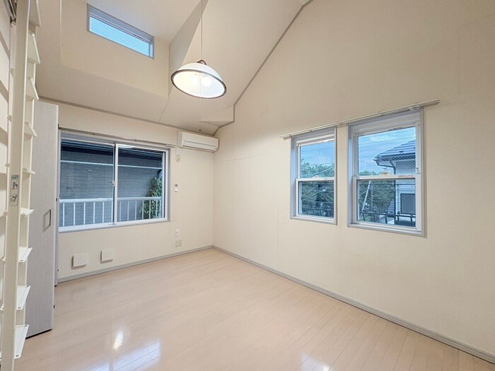 ロッシェル北里Ⅱの物件内観写真