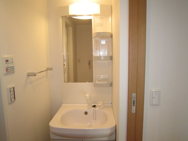 キャビン・ドゥ・ルミエ－ルの物件内観写真