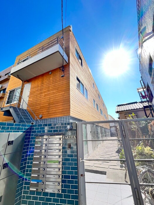 パルティータ四つ木の物件外観写真