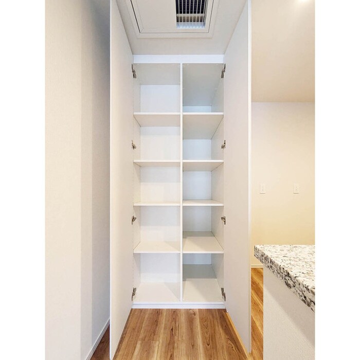 コンフォリア芝浦MOKUの物件内観写真