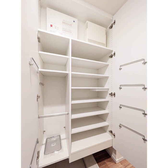 コンフォリア芝浦MOKUの物件内観写真