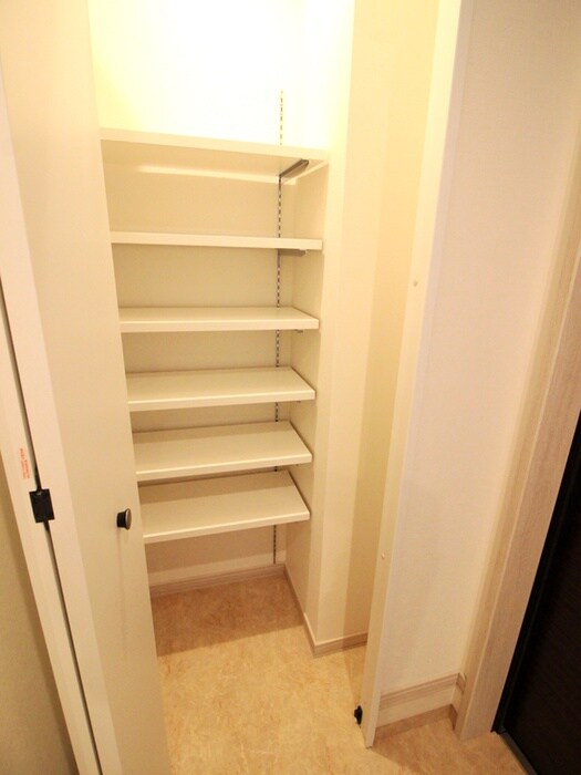 ジャルダン　デ　グリシーヌの物件内観写真