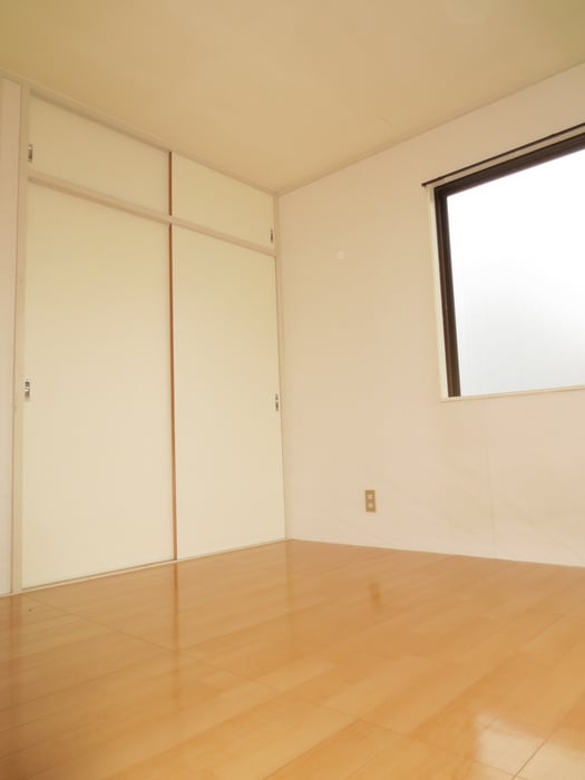 関萬ビルの物件内観写真