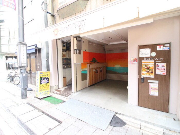 関萬ビルの物件外観写真