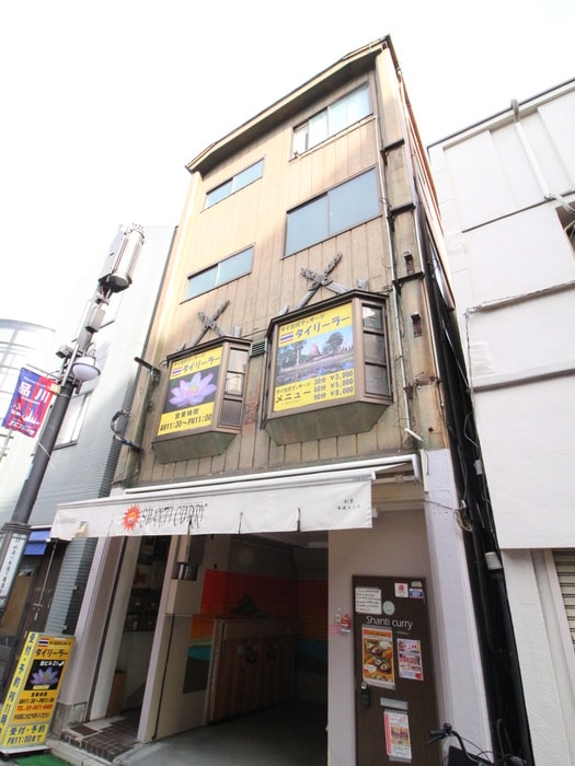 関萬ビルの物件外観写真