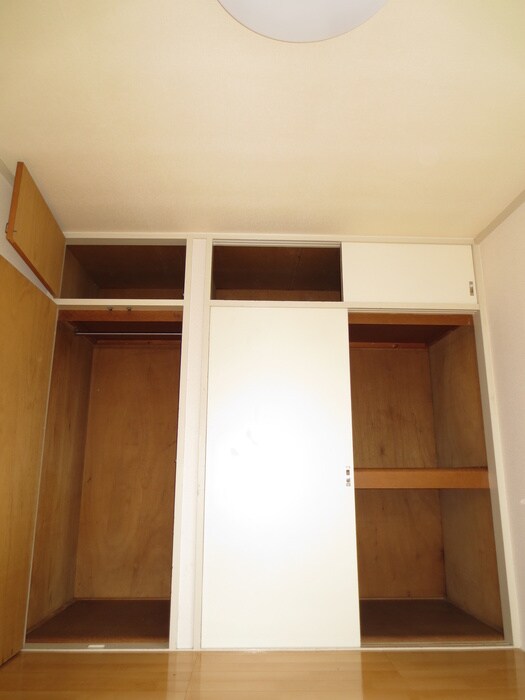 関萬ビルの物件内観写真