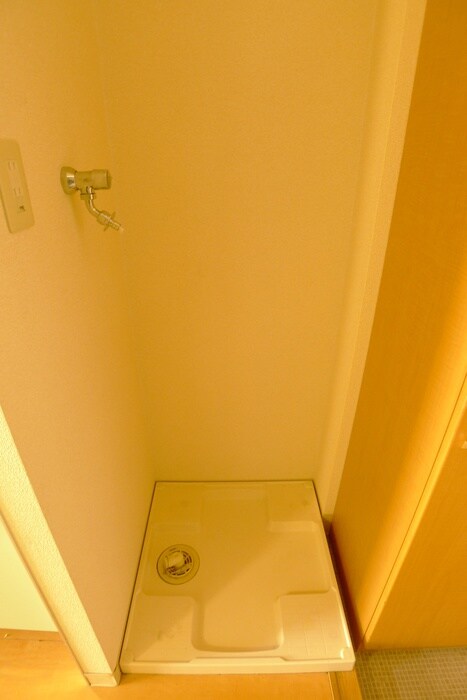 イ－ストシティタワ－ズの物件内観写真