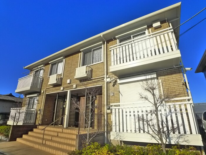 グランモアA棟の物件外観写真