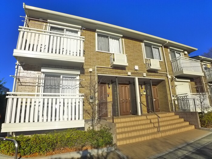 グランモアA棟の物件外観写真