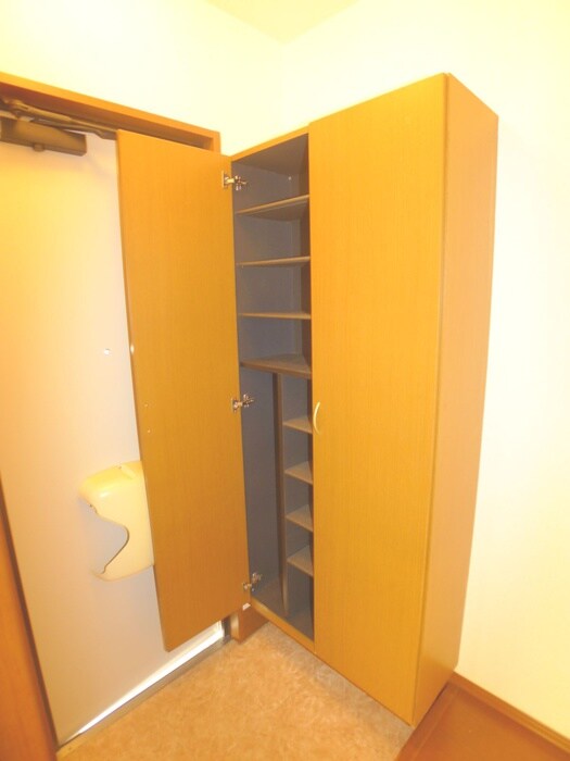 グランモアA棟の物件内観写真