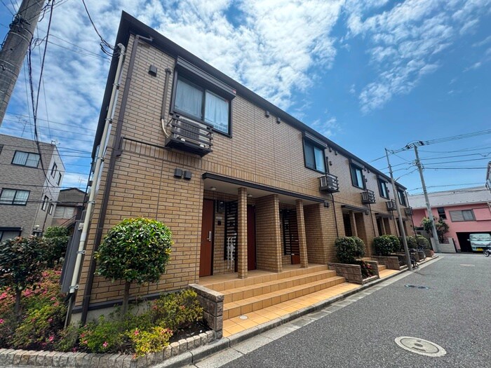 Noble Courtの物件外観写真