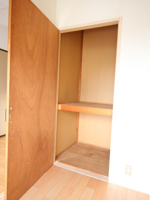 グリーンマンションテラの物件内観写真