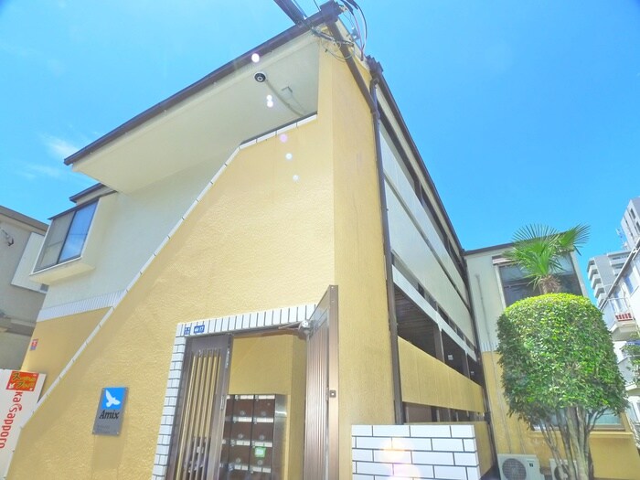 サンプレイスＳの物件外観写真