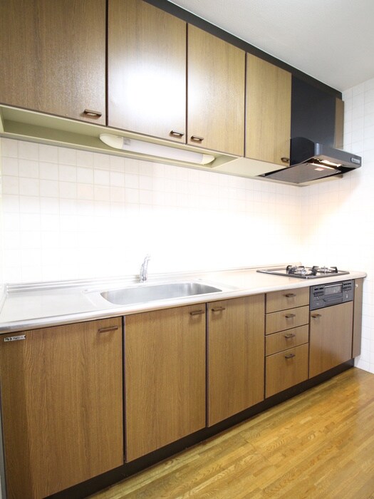 バ－ドタウン７番館の物件内観写真