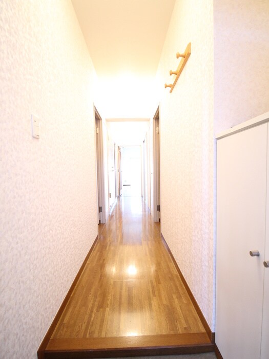 バ－ドタウン７番館の物件内観写真