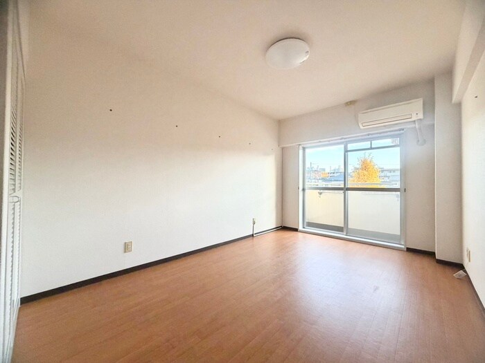 マルベリーコートの物件内観写真