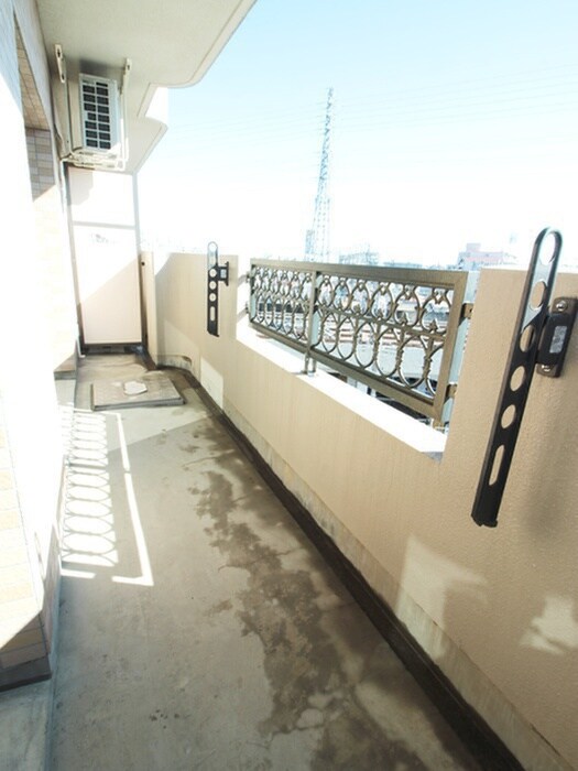 エマーレ北越谷の物件内観写真