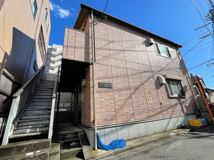 メゾン・エスポワールの物件外観写真