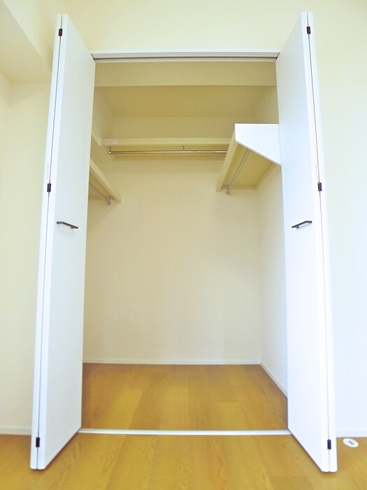 ﾗｲｵﾝｽﾞﾏﾝｼｮﾝ田端（４０３）の物件内観写真