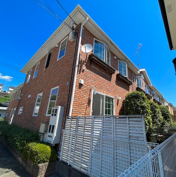 シェソワの物件外観写真