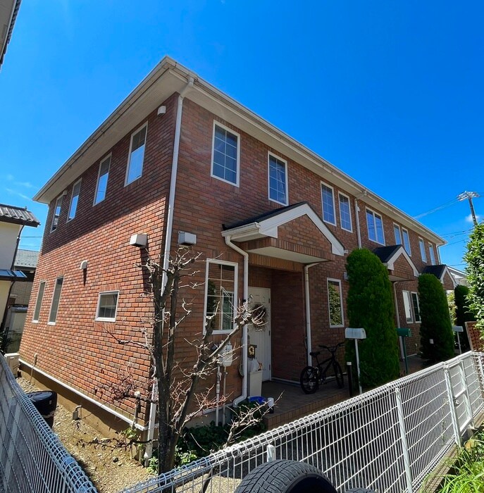 シェソワの物件外観写真