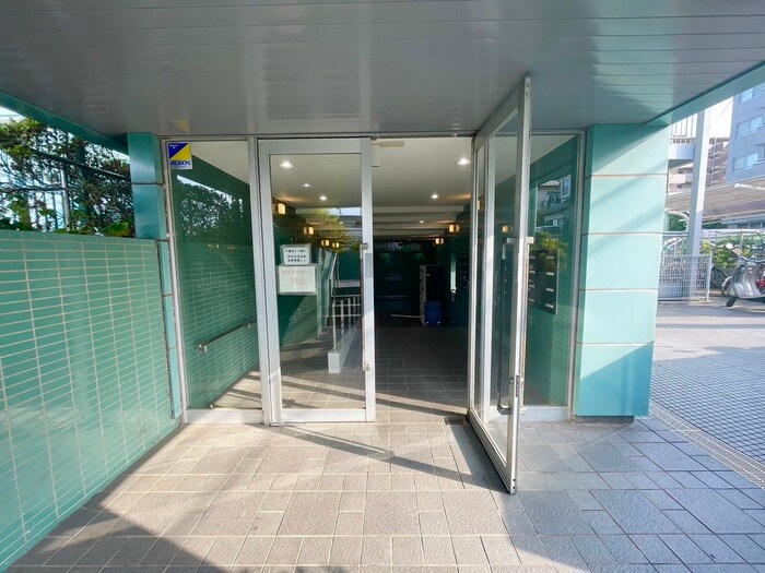 グリ－ンヒル弥生台の物件外観写真