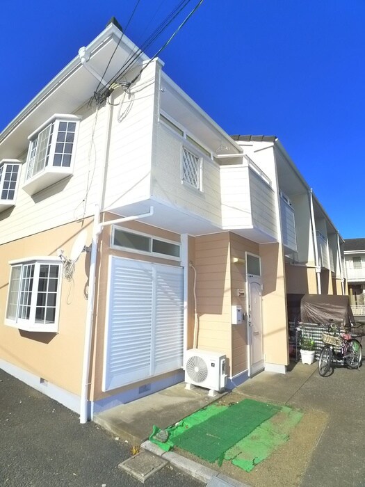 ベルウッドA棟の物件外観写真