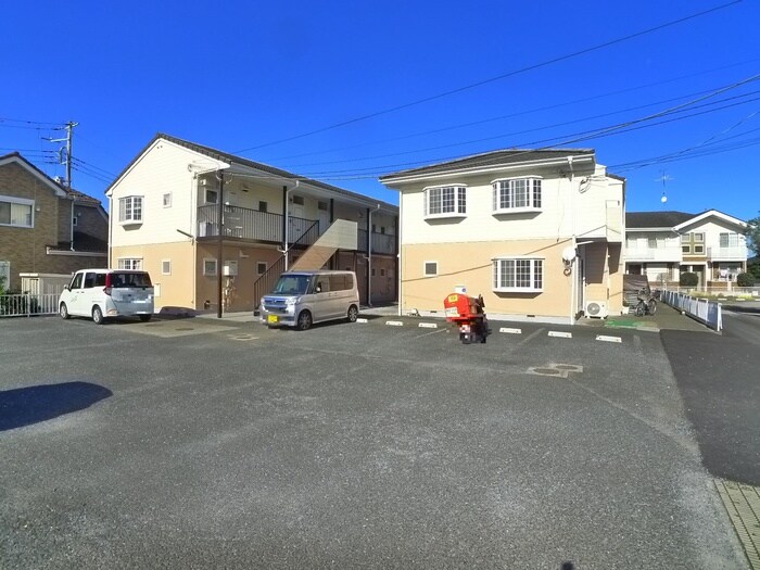 ベルウッドA棟の物件外観写真