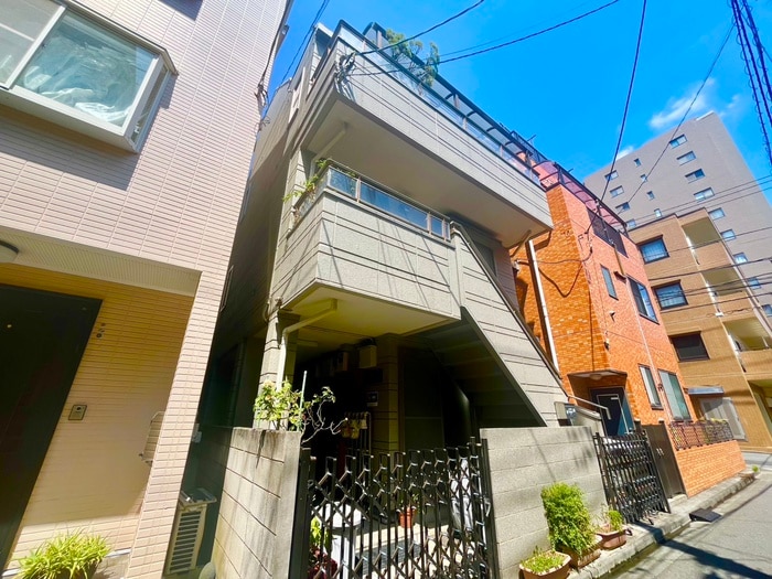 クレストナカジマの物件外観写真