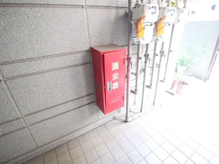 クレストナカジマの物件外観写真