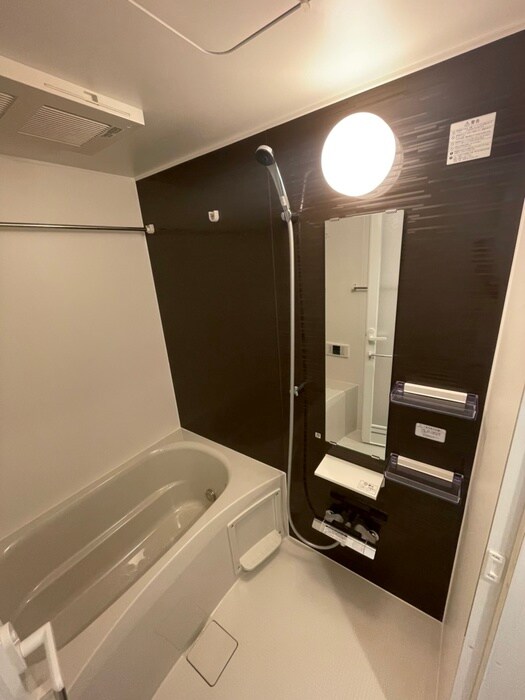 ロイジェント大山西町の物件内観写真