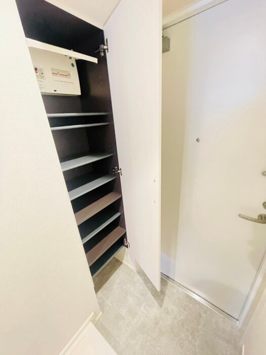 ロイジェント大山西町の物件内観写真