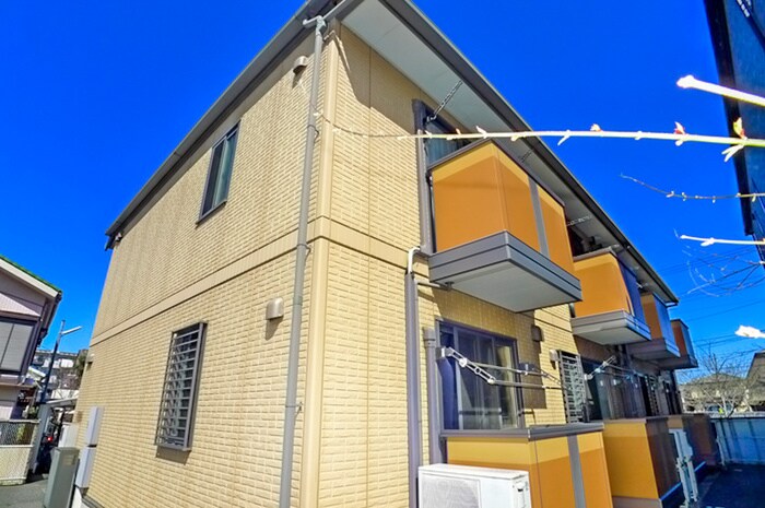 リヴェ－ル司の物件外観写真