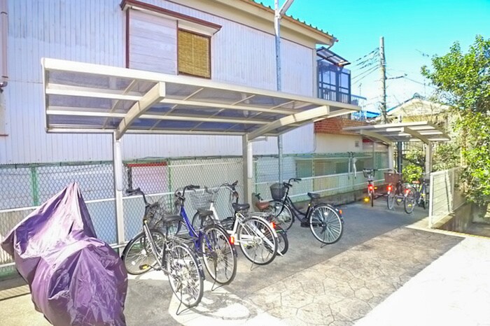 リヴェ－ル司の物件外観写真