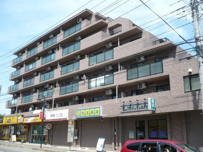 ルミエール飯山満の物件外観写真