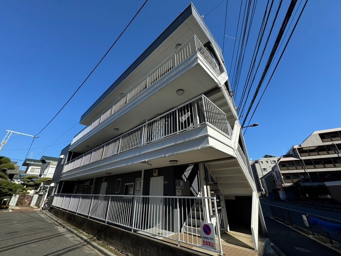 グランドコ－ポの物件外観写真