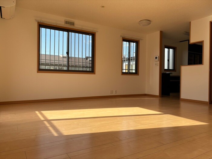 西落合３丁目テラスハウスの物件内観写真