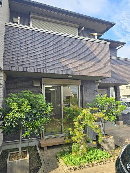 西落合３丁目テラスハウスの物件外観写真