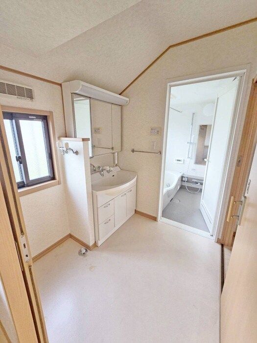 西落合３丁目テラスハウスの物件内観写真