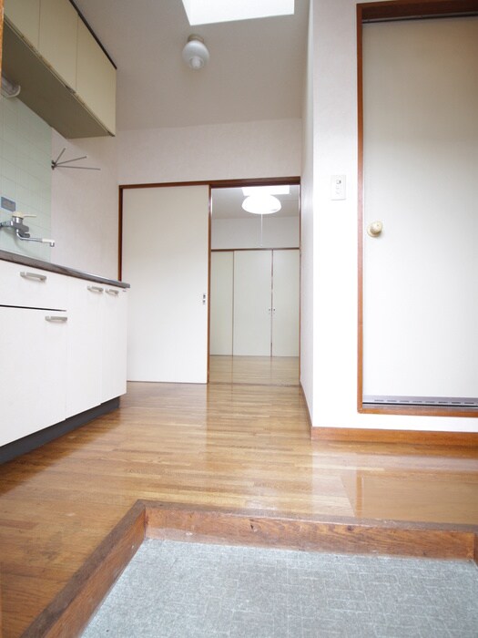 西尾ハイツの物件内観写真