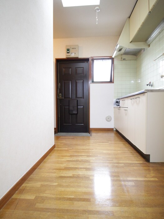 西尾ハイツの物件内観写真