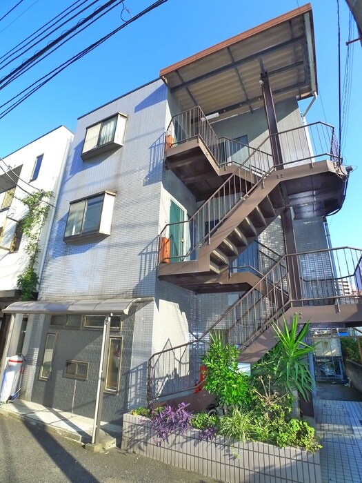 丸商松戸マンションの物件外観写真