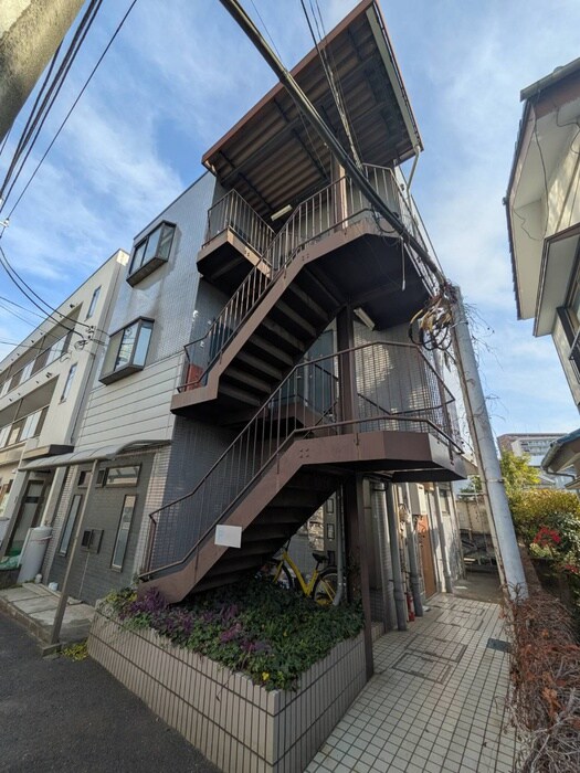 丸商松戸マンションの物件外観写真