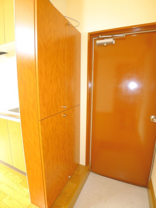 丸商松戸マンションの物件内観写真